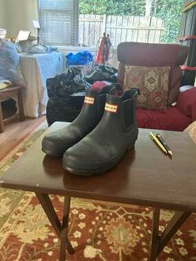 Hunter Women's Original Chelsea Rain Boots, Black